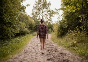 Abuso religioso: como identificar e o que a psicologia diz sobre essa dor?
